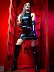 mature_dollyy merry christmas 2025 Pic 9