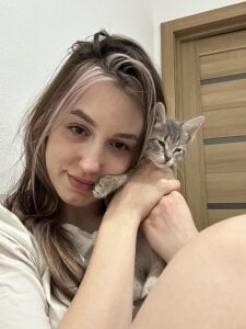 NicolaHulse Mountains and my cat😍 Bilde 5