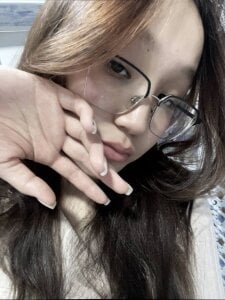 KissMeEva Public Photo 5
