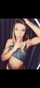 EvaXXChanel Public Pic 6