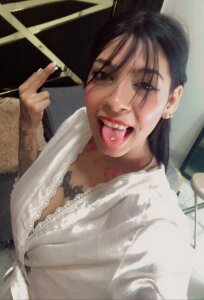 Paula_AlvarezDressed图片 4