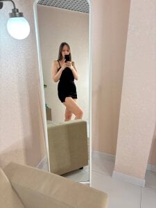 Elizabeth_Andersonn Public slika 9