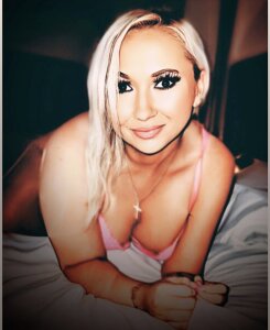 Tayah_Pasadena Public Pic 2