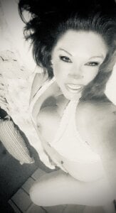 suckmybig_titties I’ll show you mine !!! You show me yours Fotka 5