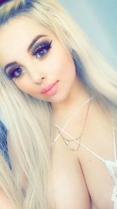 Alirawrz Public Pic 3