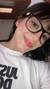 iris_cuteface Public Pic 2