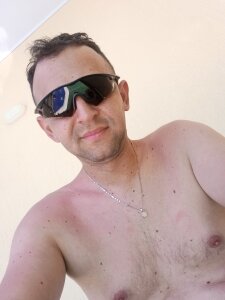 xxxBaronrojoxxx Public Pic 2