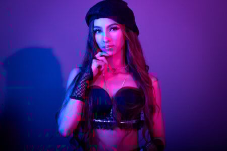 Ema_Jackson Public Foto 8