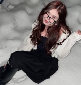 ZolaLeake Public Foto 7