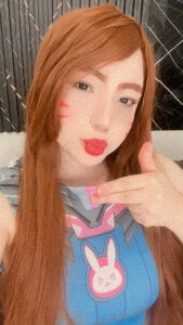 lizy_portman D.va Overwatch Pic 2