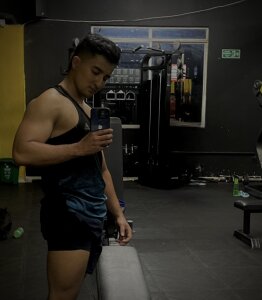 2Tussiboy Public Pic