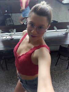 Chanelll_Taylorr_ nice glasses nice eyes صورة واحدة|Chanelll_Taylorr_ nice glasses nice eyes صورتان|Chanelll_Taylorr_ nice glasses nice eyes  3 صور|Chanelll_Taylorr_ nice glasses nice eyes  3 صورة