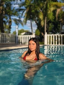 Minie03_ Photo Pic 3