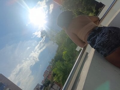 MoniqueMulberry I'm not looking for anything... but with you I crave everything Pic