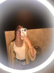 JerleneBaden I like shopping😍 Pic 3