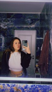 AmiraChase something cute Pic 3