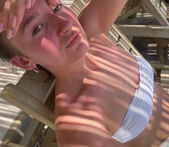 LolaRaeBabyy Public Gambar