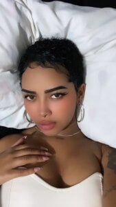 gretell_evans Public Pic 5