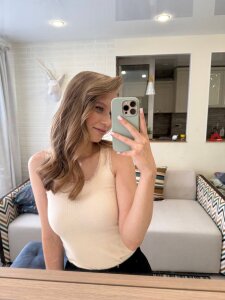 Veronicanova Public Pic 3