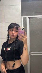 Sara_92 Public Pic 6