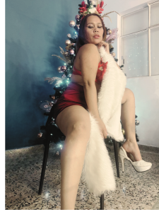 SophiaQueens Happy and prosperous new year!! A kiss for everyone! 🎄🎁🎀✨ зображення 2