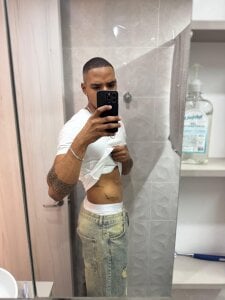 TROYWESLY- Happy new year 2026🥳 사진 2