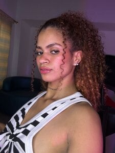 Saray-sexy1 funny stripes Pic 8