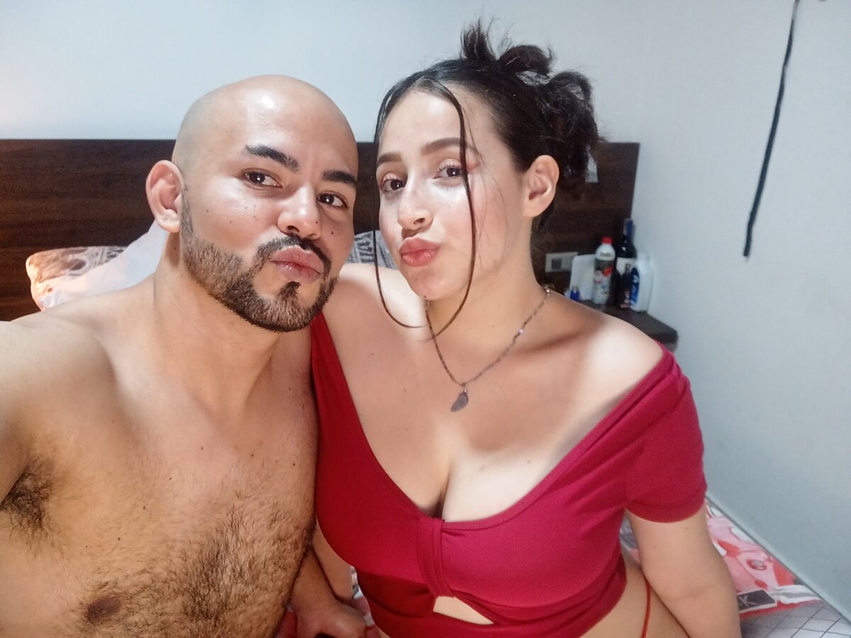 EsperanzayNacho Cam Model Free Live Sex Show and Chat Stripchat image