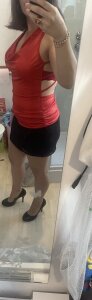 lili-hot-77 Public Pic 3