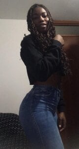 Ebony_Vivi
