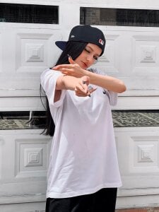 Little_arii Outdoors 🤍🖤 Pic 7