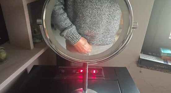 jhonschen's Dinnanzi alla stufa a pellet Sex Photo 7