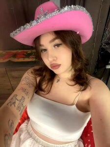 JoyeGracey Rina(G.O.A.T.) Pic 2