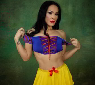 RaisaVawn SuperWomen Pic 4