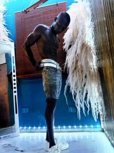 calvin_soussaa 🔥 Temptation is etched in every muscle… do you dare to take a closer look at me? Pic