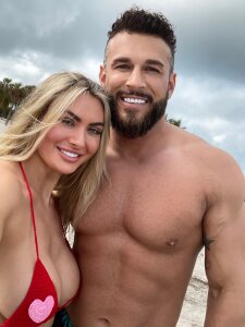 Alyssa_rhoades Together 사진 9