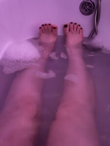 aesthetic legs 🦶🏻 de AlexaBrightt  9 Imagens