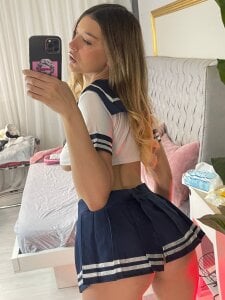 EvaWarenn Your school girl 🏫📚 Pic 7