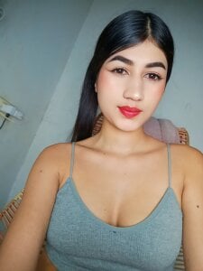 Julianiss Public Hình 2