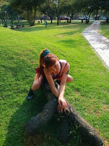 BrookeSaylor Brooke sexy in the park Pic 5