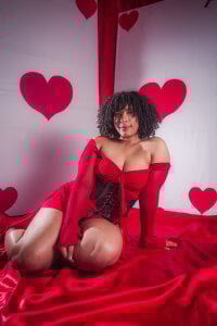 DannaBerry kullanıcısının your valentine 😍 albümü -  5 fotoğraf