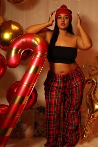 amatista__smith Christmas 2025 Pic 6