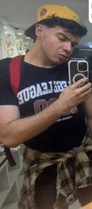 VelloTouch 😍Look at me... but I don't promise you can resist😍 Pic