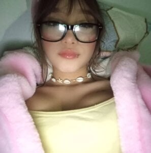 FoxxxyPink's XXX Nude Photo 1