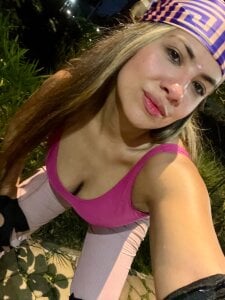 SamiraMalek_ my favorite sport Gambar 2