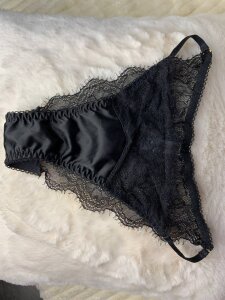 OliviaShepard My panties Pic 3