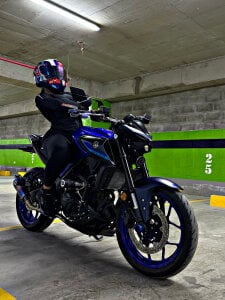 zui_lu I love motorcycles⚠️ Bilde 5