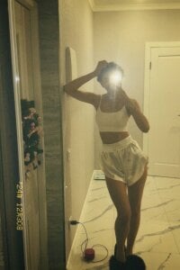 Public de rachel__hot  4 Imagens