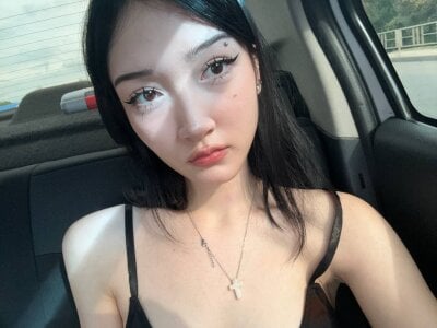 yung_leana Public Gambar 4