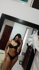 serenvahl Good morning, darling ☀️✨ I’m live from 8:30 a.m. to 3:30 p.m., glowing with soft energy, playful co Bilde 3